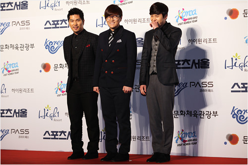 4men(フォーメン)