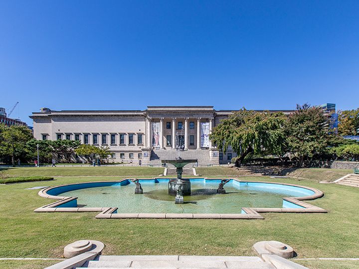 国立現代美術館 徳寿宮館