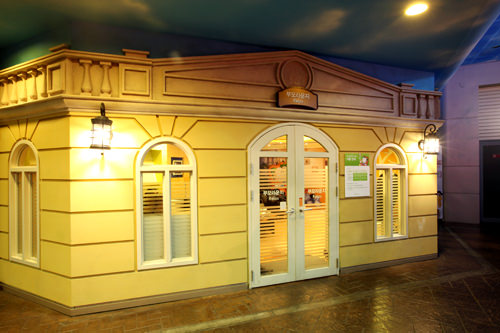 父母ラウンジRELAX(3階)
足マッサージ機は無料、全身マッサージ機は有料で利用できます。