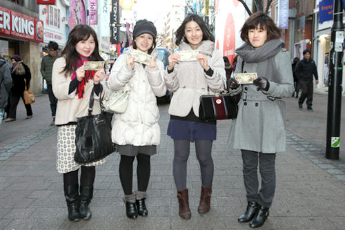 明洞チームも健闘を祈る!