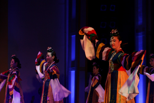 韓国の伝統舞踊 | 韓国の伝統芸能 | 韓国文化と生活｜韓国旅行「コネスト」