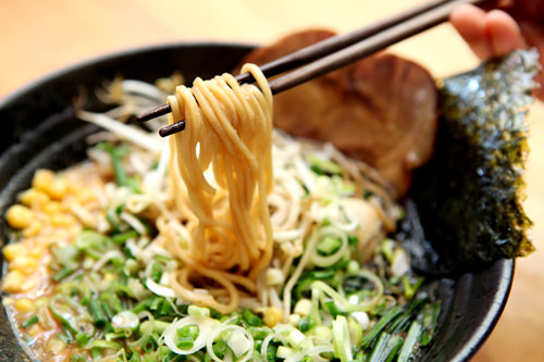 コシのある自家製麺