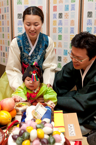 日韓夫婦の伝統トルチャンチをレポート 冠婚葬祭 韓国文化と生活 韓国旅行 コネスト