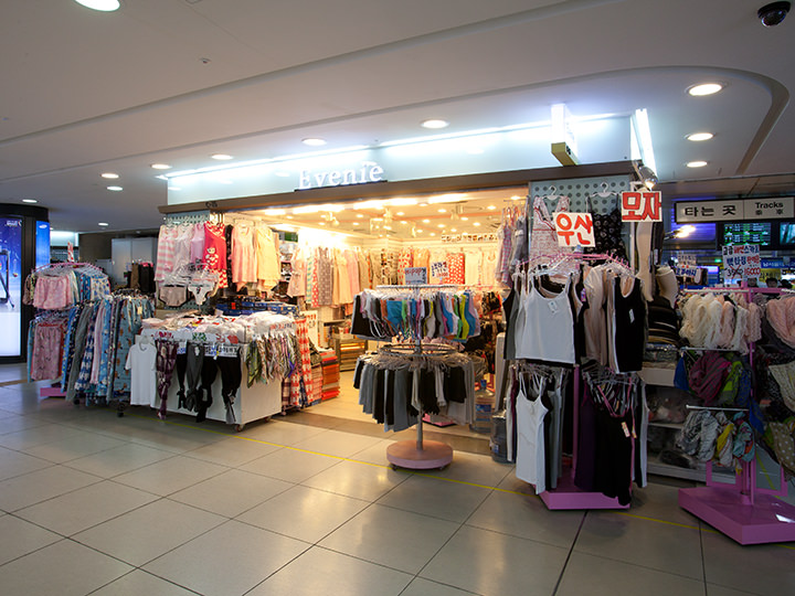 下着・部屋着も