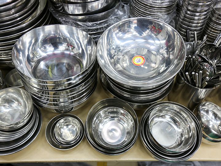 冷麺、味噌汁、水キムチ用といろいろそろいます