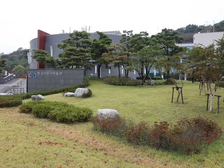 米国移民100周年を記念して2003年に
開館した韓国移民史博物館 地図4