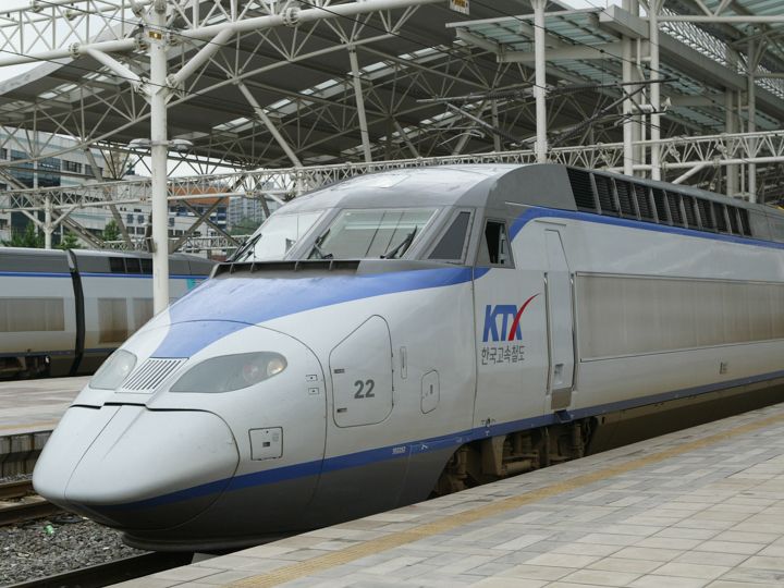 韓国鉄道の旅完全ガイド : きっぷの買い方、乗り方、列車の魅力まですべて網羅! 51XgCPOUFiL._UF350,350_QL50_.jpg