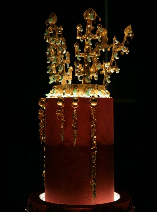 新羅金冠
(新羅室)