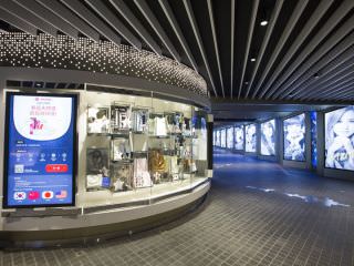 写真提供：ロッテ免税店