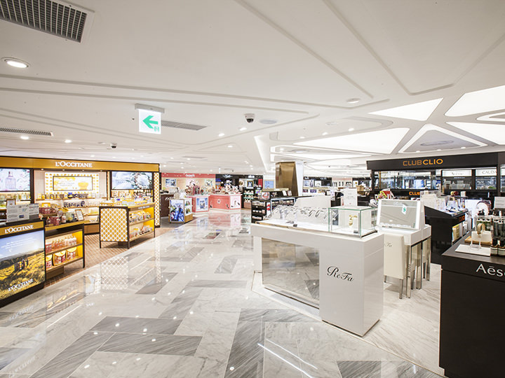 ロッテ免税店 明洞本店 明洞 ソウル のショッピング店 韓国旅行 コネスト