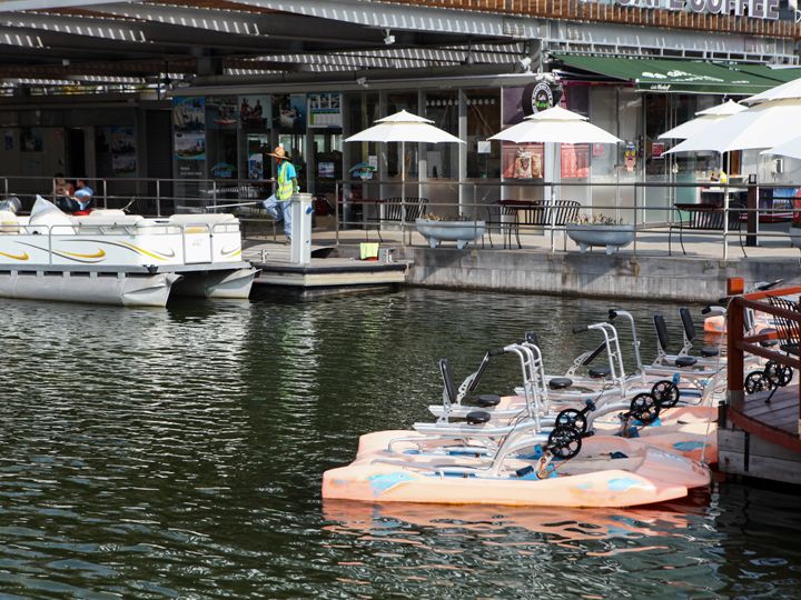 カヌーやリブボートがレンタルできる