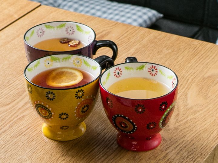 左奥からしょうが茶、アールグレイ、ゆず茶