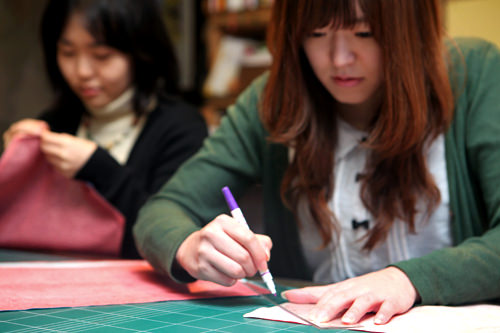 定規をつかって正確に