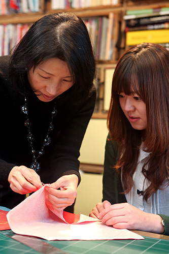 先生がお手本を
見せてくれます