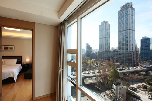 一面の窓に感激