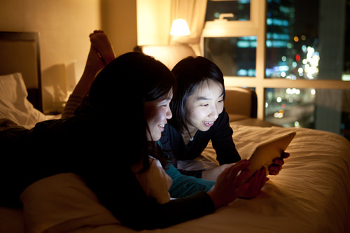 明日はどこ行く?
大きなベッドでごろごろ