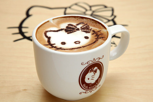 梨大(イデ)
名門、梨花女子大学のお膝元は女子大生で溢れ胸キュン小物や、トレンドグッズでいっぱい。市庁駅から約20分。