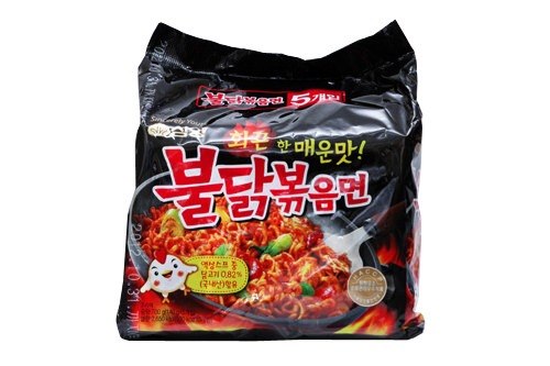 ４位　ブルダック炒め麺(プルダック ポックムミョン)