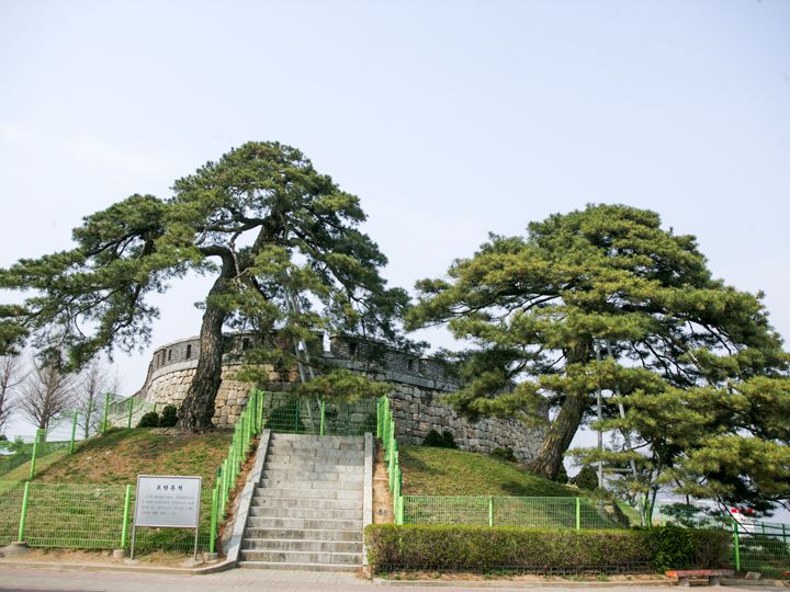 「江華島事件(1875年)」の舞台、草芝鎮