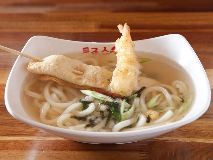 1~4人用のセットメニューもおすすめ(餅入りのスンデやうどんなどがセット)