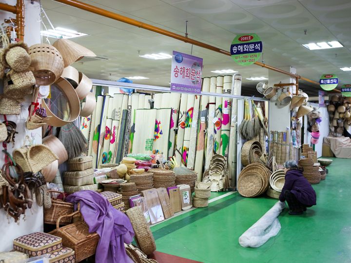 江華島特産の花紋席はお土産にもいい