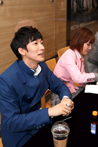 大劇場公演と大学路を行き来する売れっ子ミュージカル俳優、ソン・ドゥソプ