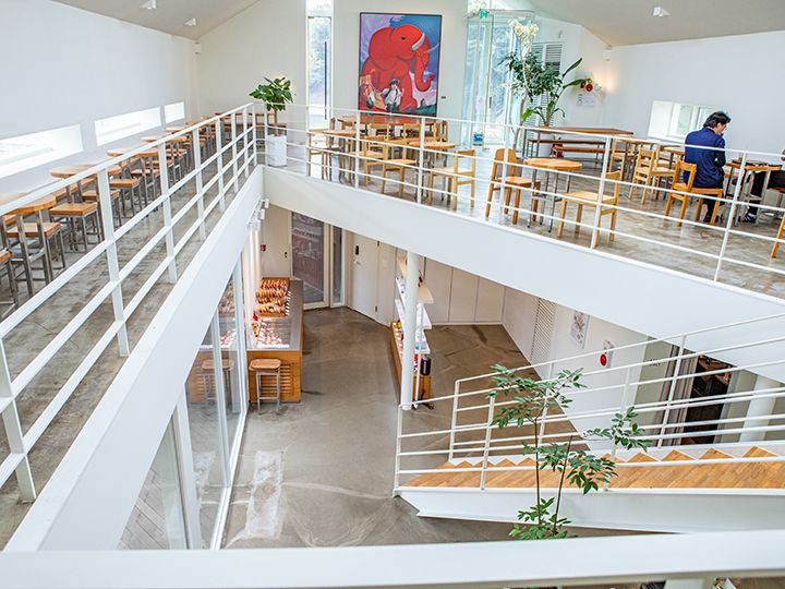 おしゃれな店内