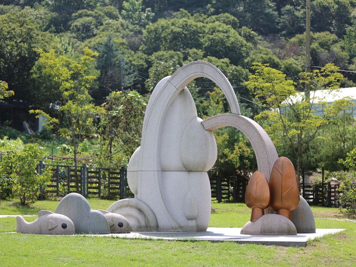 命の森(センミョンエ スッ)
イ・フサム作