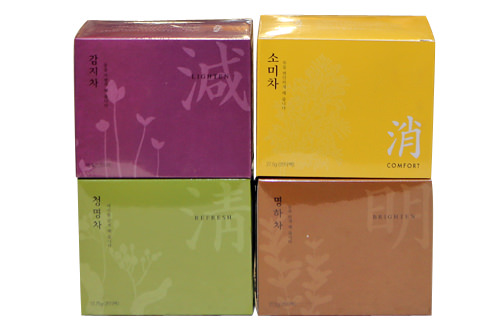 4種類 各25パック 計100パック 16,000ウォン 左上: 体をすっきりさせる「減」、右上: 消化を助ける「消」、左下:頭をすっきりさせる「清」、右下:眼精疲労に効果が期待「明」