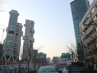再開発のアパート(清渓川)