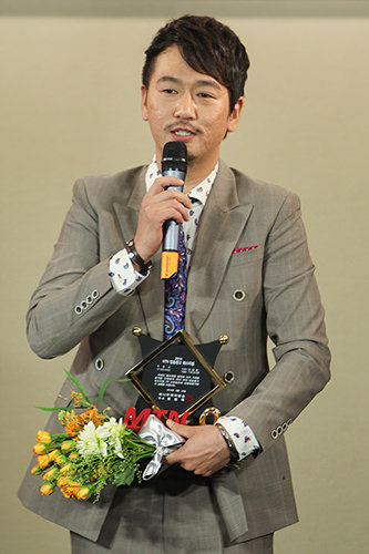 20社以上と広告契約。無名芸人から一転、CMキングとなったチョ・ユンホ