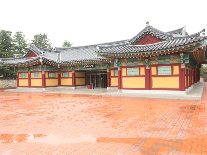 栗谷記念館