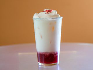 「ストロベリーラテ」