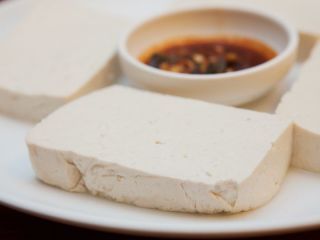 ずっしりとした角豆腐