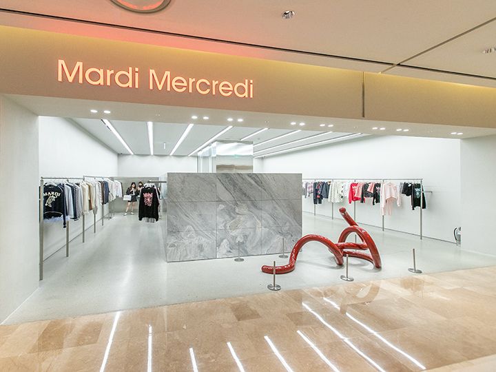 「Mardi Mercredi」
花柄のロゴで有名なブランド「マルディ・メクルディ」の直営店