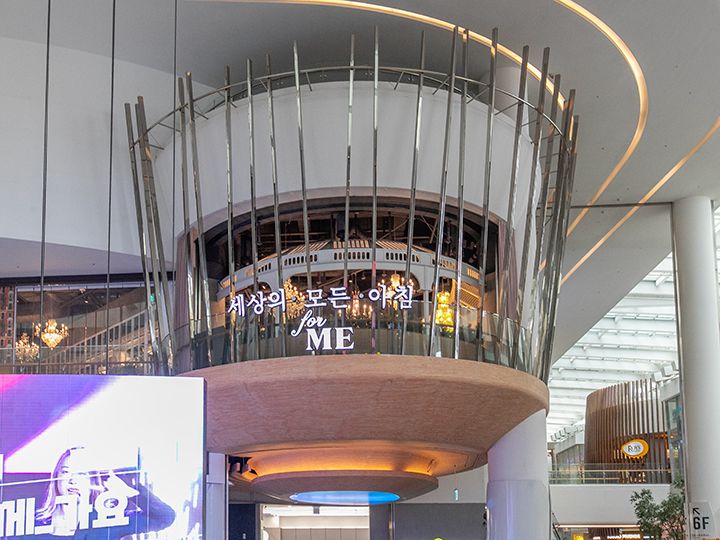 「セサンエモドゥンアチム」
汝矣島(ヨイド)で人気のブランチカフェが蚕室にも