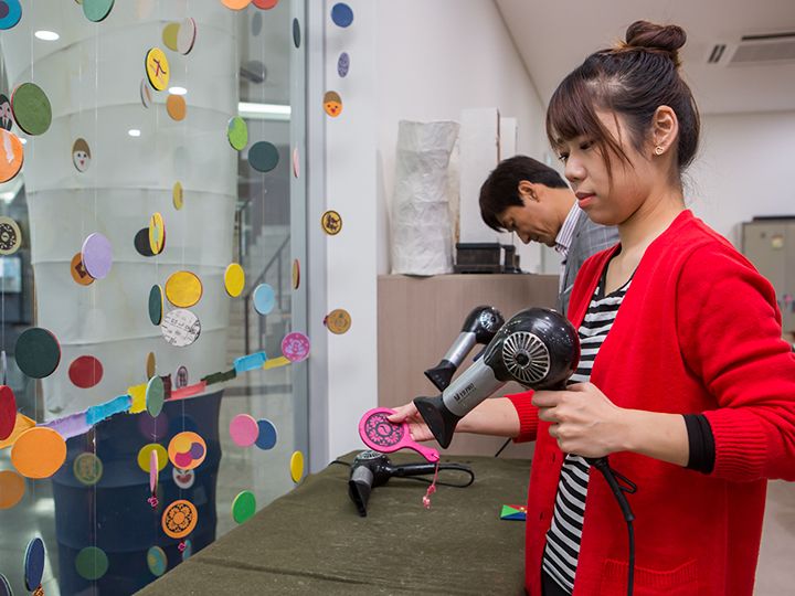 ドライヤーで乾燥