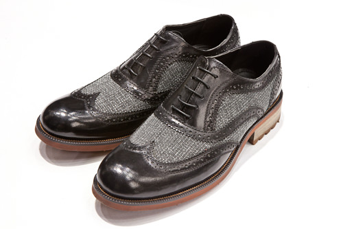 革靴
99,900ウォン