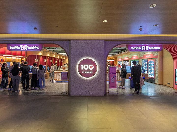 常時100種類のアイスクリームが味わえる「バスキンロビンス(31アイスクリーム)」