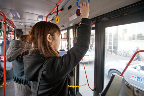 降り口付近で待機