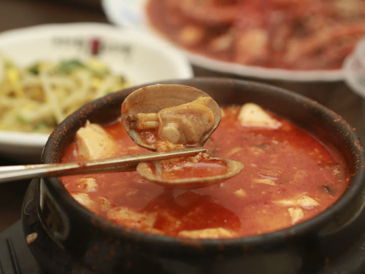 あさりの出汁が程よいアクセントに