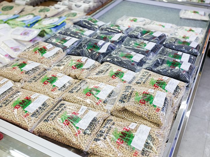 特産物の長湍豆も購入できます