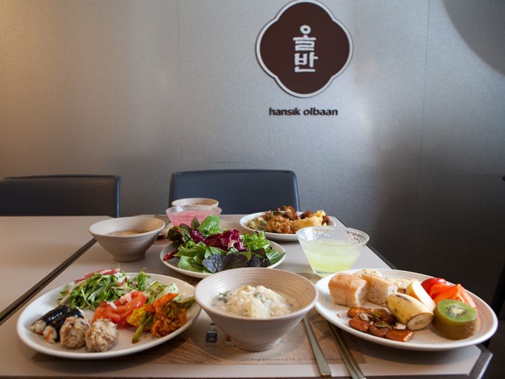 旬の食材をふんだんに使った韓食ビュッフェ「オルバン」は行列ができる人気店