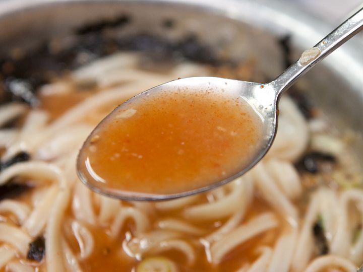 24時間じっくり煮込んだ特製スープ