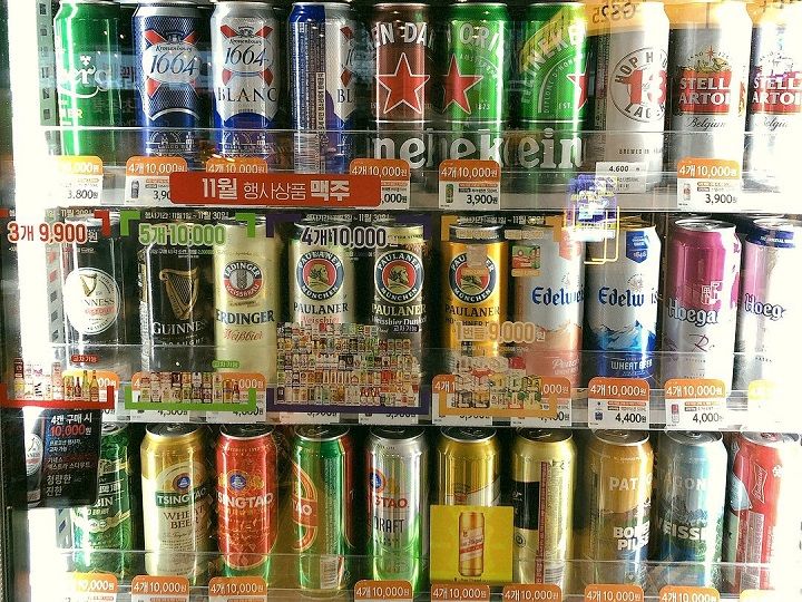 500ml ビール4本
コンビニで売っている500mlのビールは4本買うと1万ウォンというセット販売が韓国では主流です。