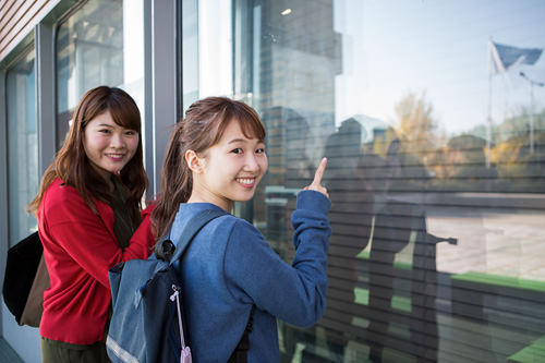 ラジオ収録の真っ最中みたい!