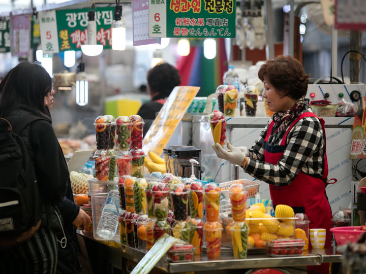 フルーツジュースは一年中、季節を問わず人気