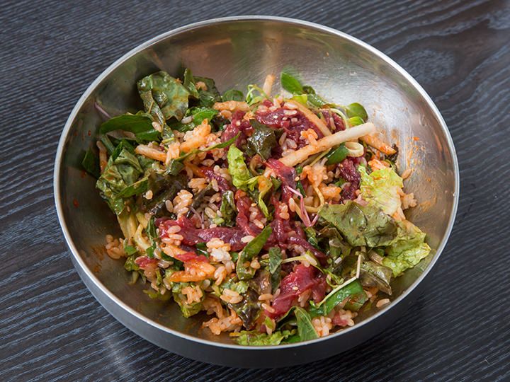 おひとりさまでも食べられる「ユッケビビンバ(ユッケ丼)」