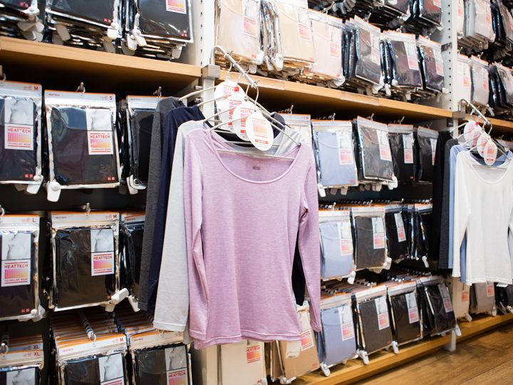 ユニクロのヒートテックも現地調達できます