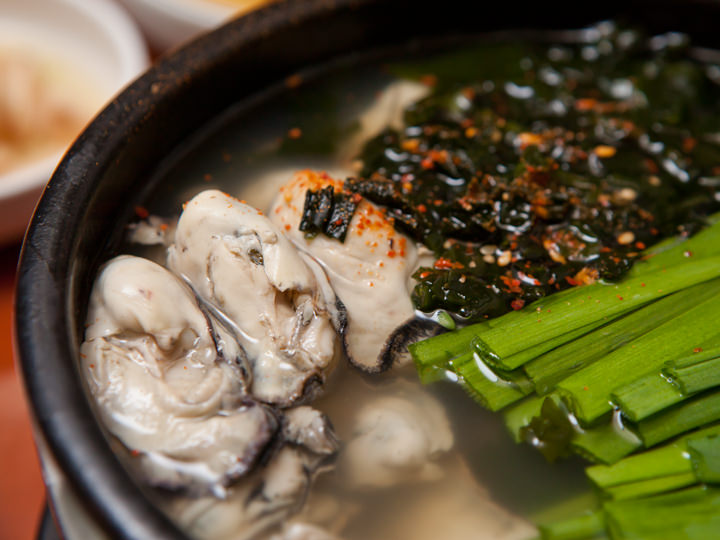 ぷりぷりの牡蠣がきれいに並んでいます